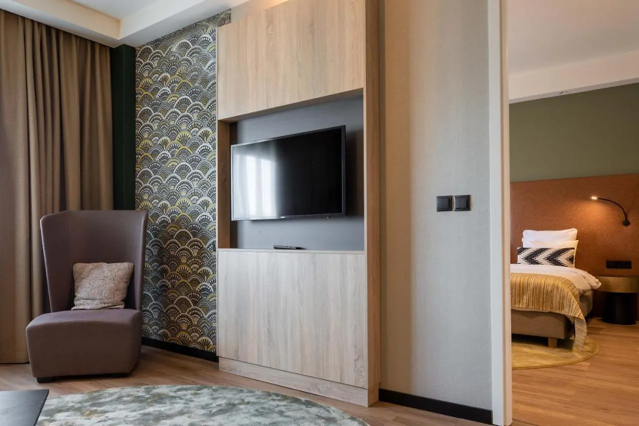 Shanghai Hotel Holland Delft 4*,