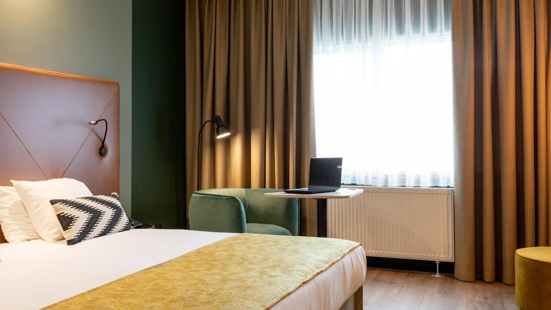Shanghai Hotel Holland Delft