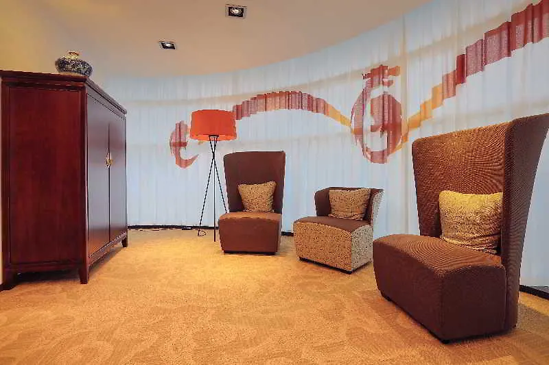 Shanghai Hotel Holland Delft 4*,