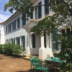 https://le-manoir-de-port-cros.fr-provencehotel.com